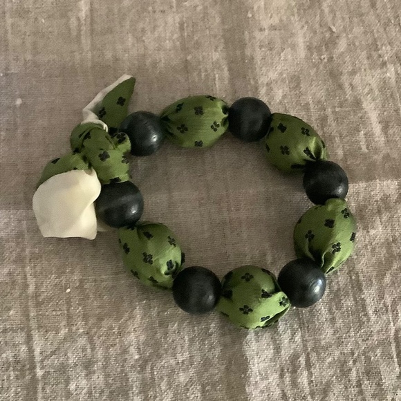 Chunky Handmade bracelet - Picture 2 of 2